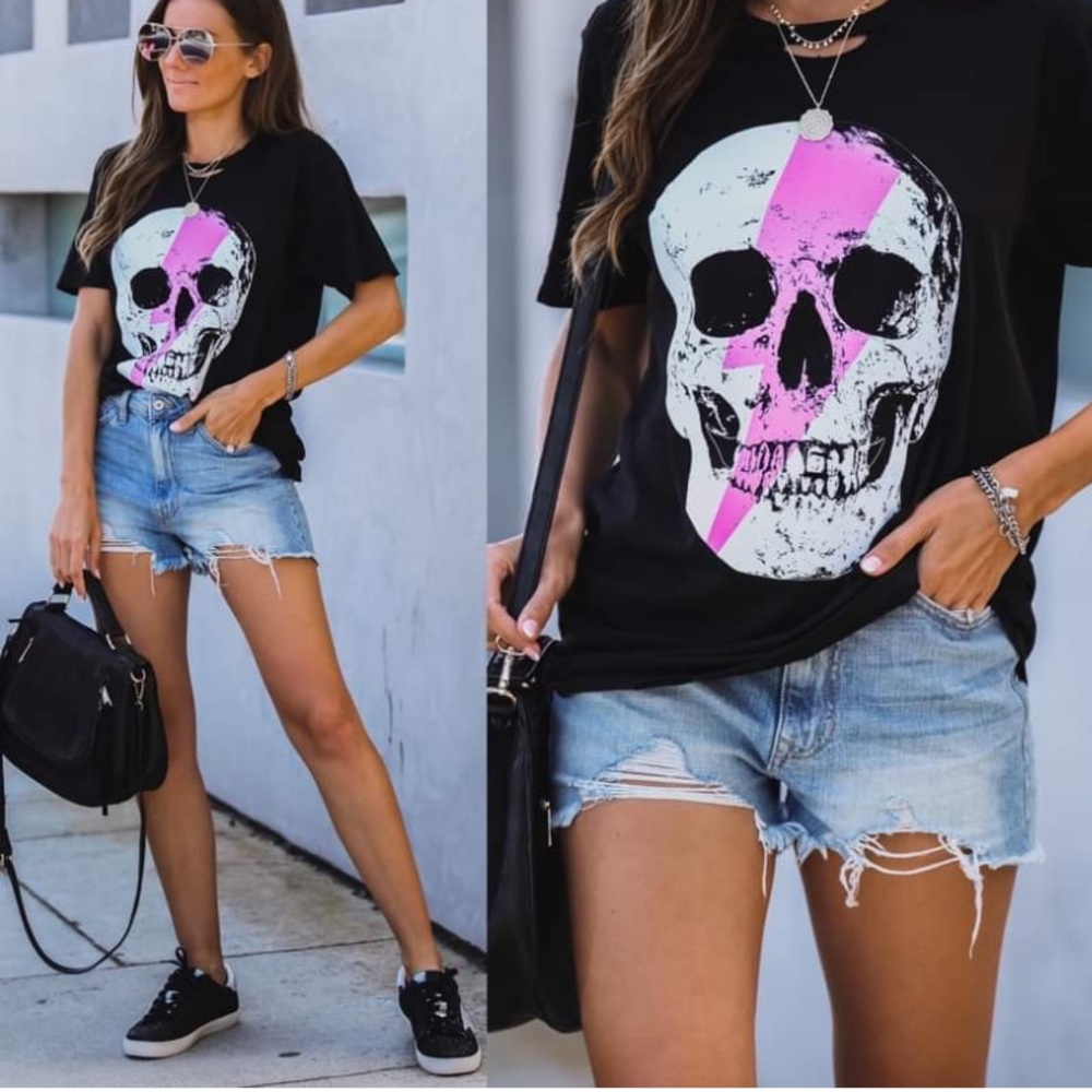 Grin + bolt distressed tee Vici